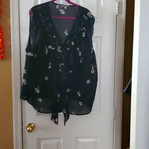 Asos sleeveless blouse in good condition size24